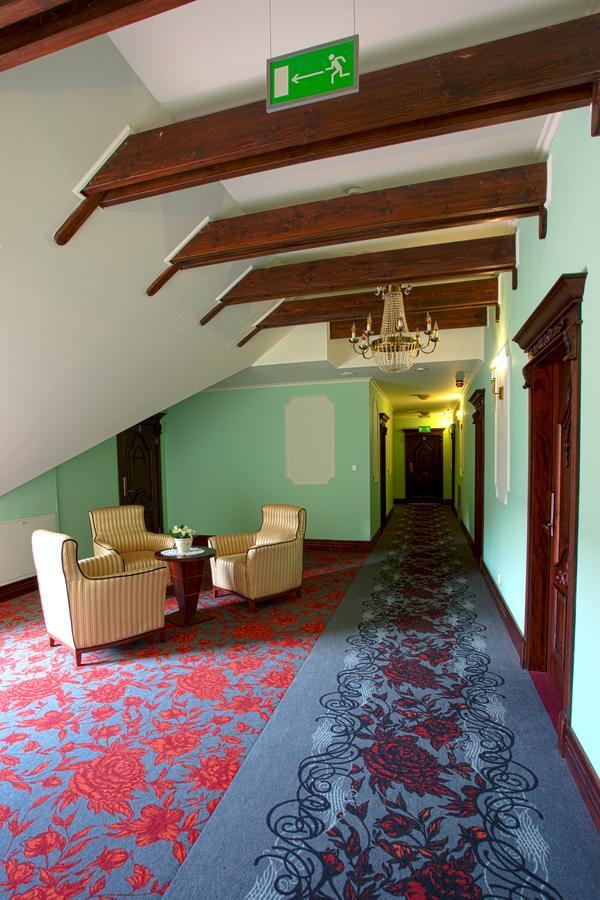 Hotel Róża Kamieniec Wroclawski Buitenkant foto